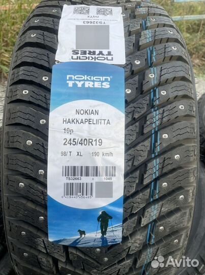 Nokian Tyres Hakkapeliitta 10p 245/40 R19 98T