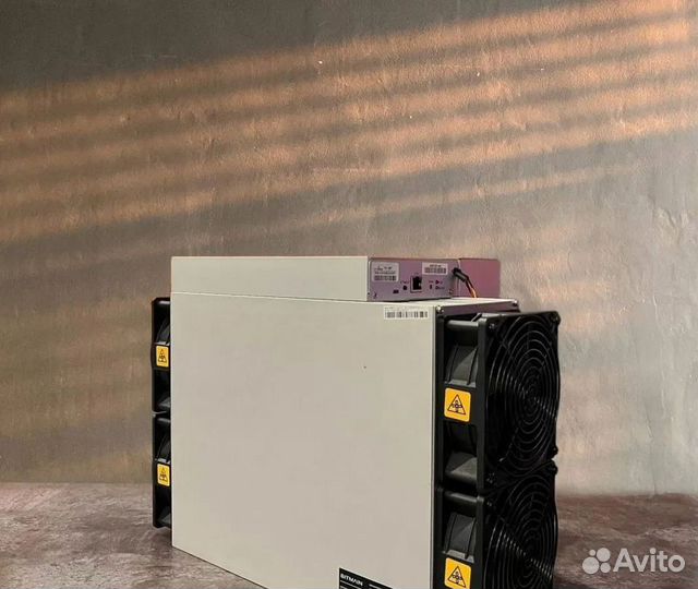 Asic майнер Antminer T21 190 TH/S опт