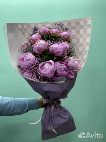 Пионы 101 штук розы 101 штук