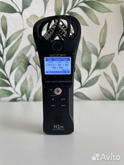 Рекордер zoom h1n