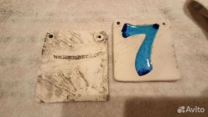 Цифры на дверь 57 или 75