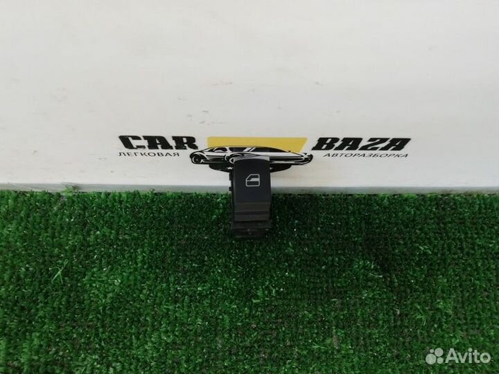 Кнопка стеклоподъемника