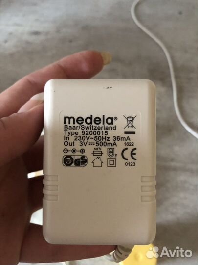 Молокоотсос medela электрический