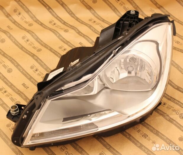 Фара левая mercedes C W204 рест 11-14