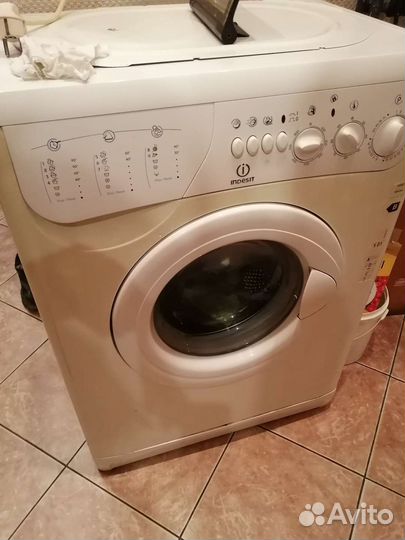 Стиральная машина Indesit ws84tx(EX) бу