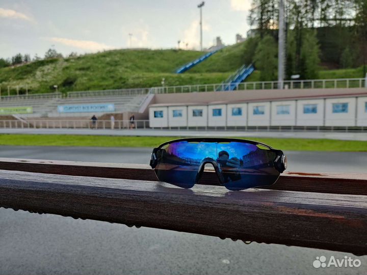 Очки Oakley, состояние хорошее
