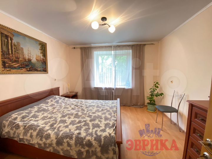 2-к. квартира, 50 м², 1/5 эт.