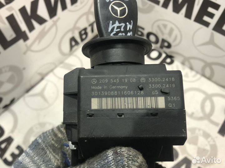 Замок зажигания Mercedes-Benz C-Class W203 00-2007