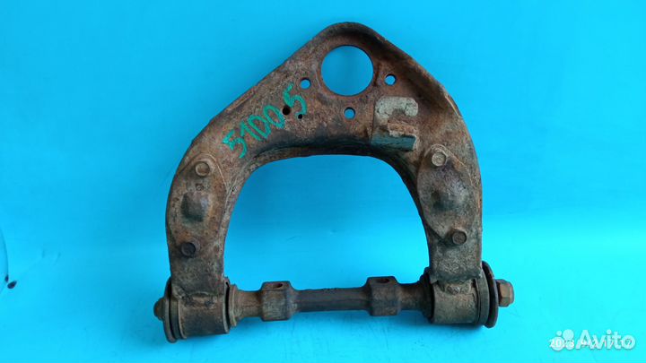 Рычаг передний верхний левый для Mitsubishi L200