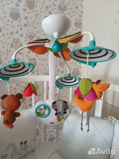 Музыкальный мобиль на кроватку tiny love