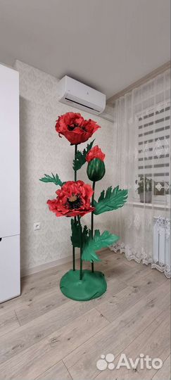 Композиция из ростовых цветов (декор)