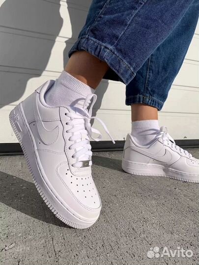 Nike Air Force 1 Low White