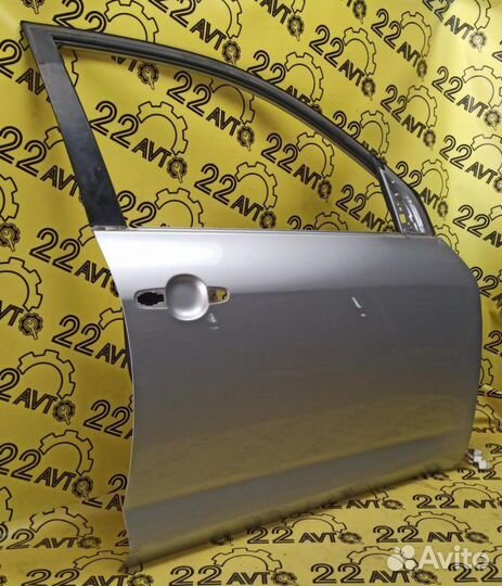 Дверь передняя правая Toyota Rav4 ACA31 2AZ-FE