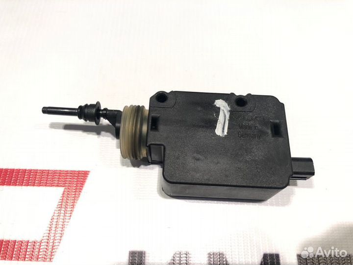 Сервопривод лючка бензобака Mercedes M-Class W163