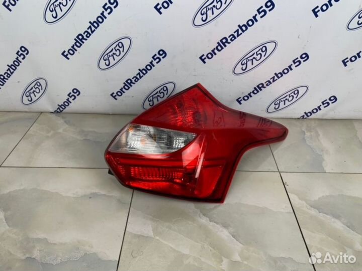 Фонарь задний правый Ford Focus 3 CB8 1.6 (pnda)