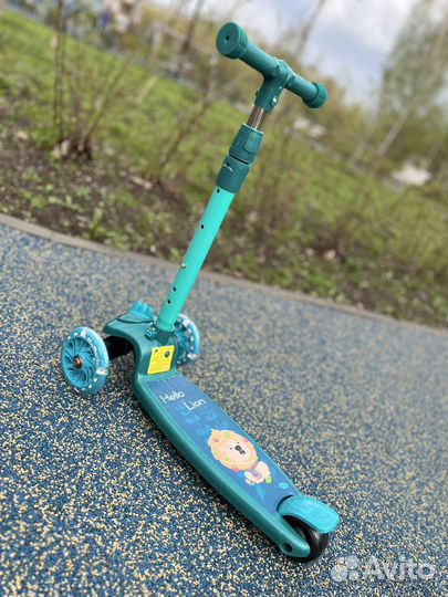 Детский самокат новый