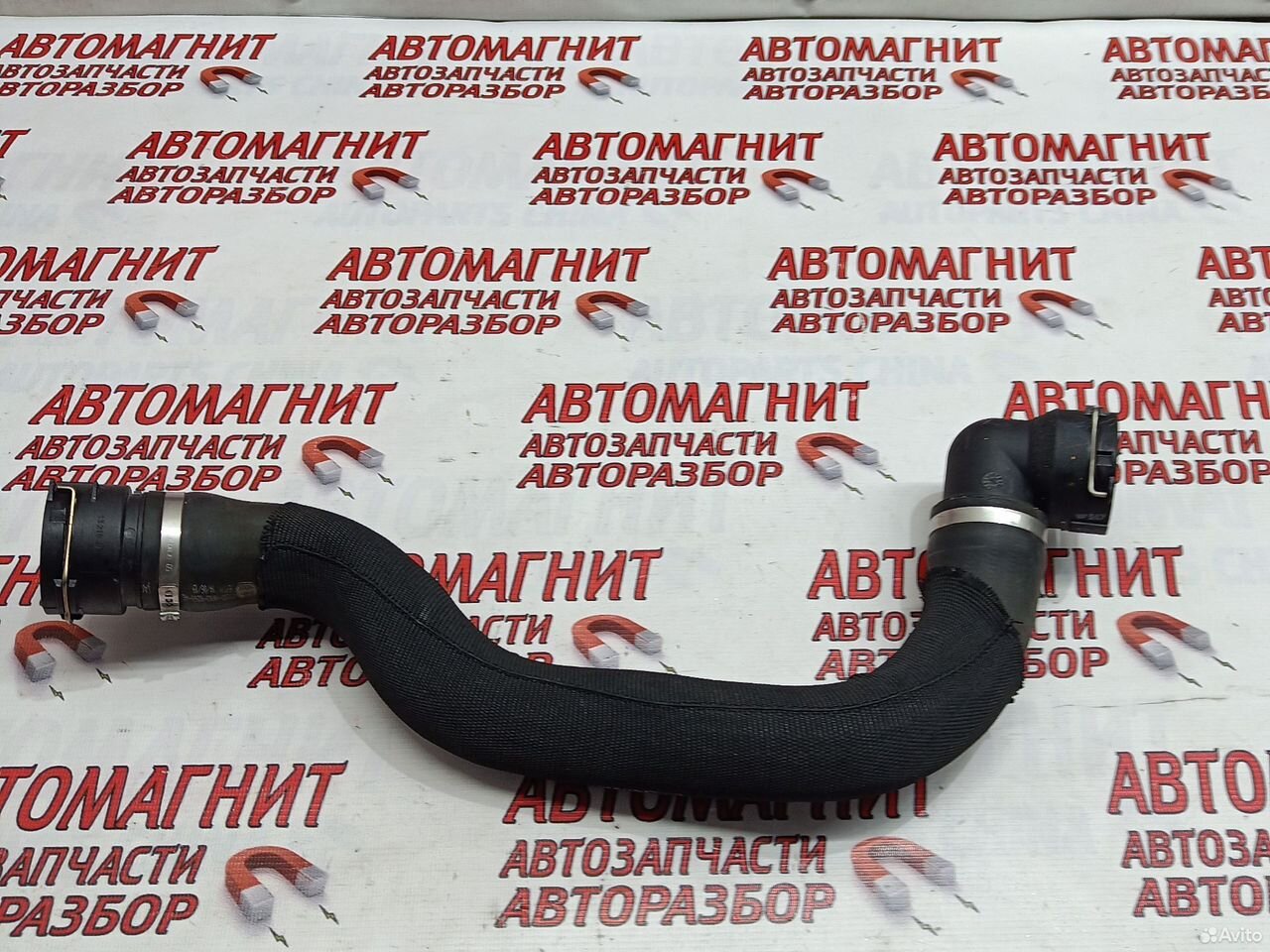 Патрубок системы охлаждения Jaguar F-Pace