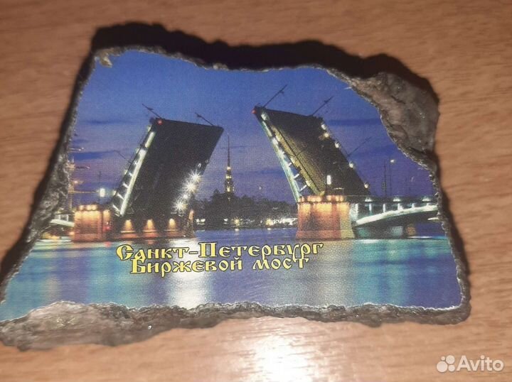 Гранитный камень