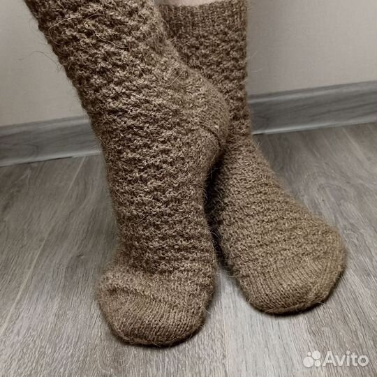 Вязанные носки из верблюжьей шерсти