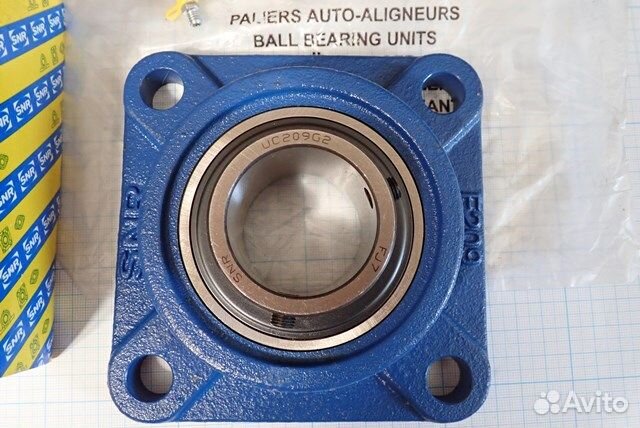 Подшипник SNR UCF.209