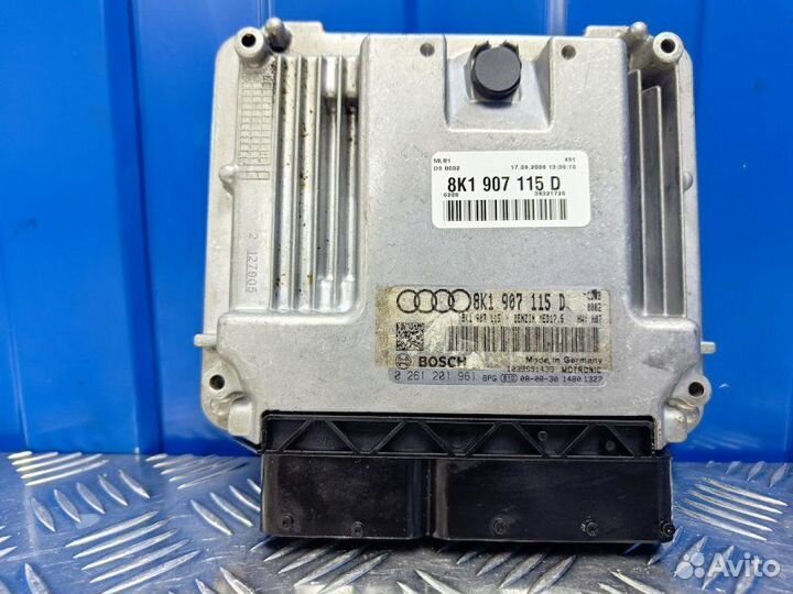 Блок управления двс Audi A4 B8 1.8 CDH 2012