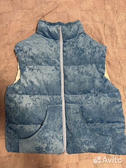 Жилетка утепленная весенняя