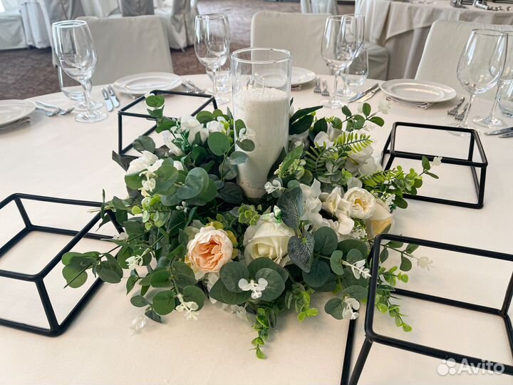 Цветочная композиция на президиум Гостевые столы