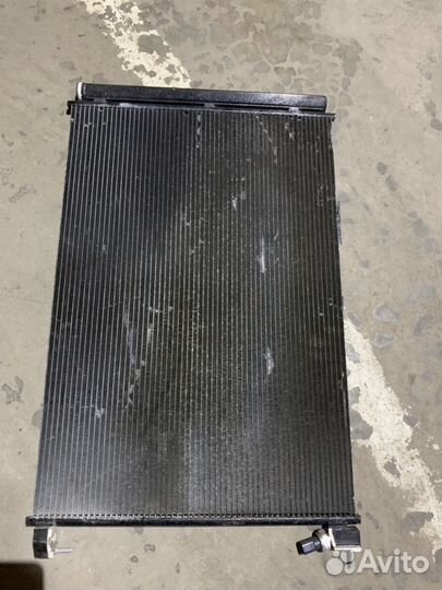 Радиатор кондиционера Mercedes w222 w217