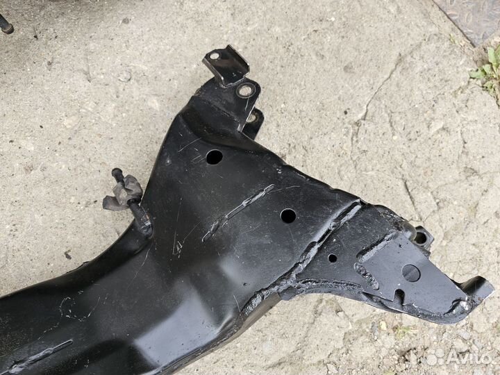 Подрамник Лансер 9 из Японии