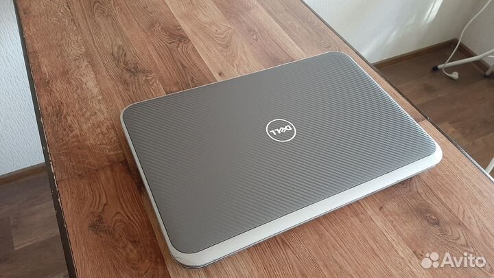 Мощный 17-дюймовый dell n5720 #1027