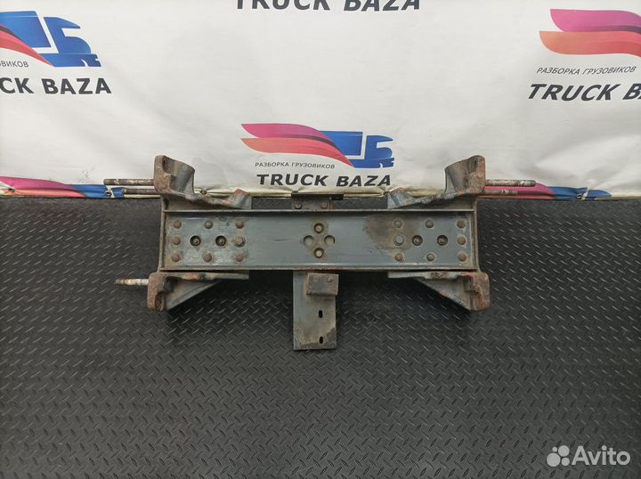 1435713 Траверса рамы Daf XF105