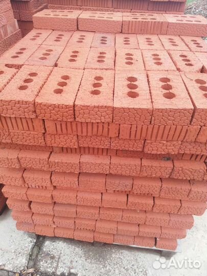 Кирпич красный цокольный,и облицовочный жёлтыйЖби