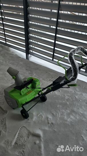 Снегоуборщик аккумуляторный redverg RD-SB36