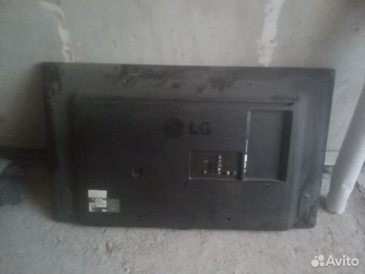 Телевизор LG 42LB561v-ZE