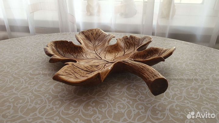 Конфетница (резьба по дереву)