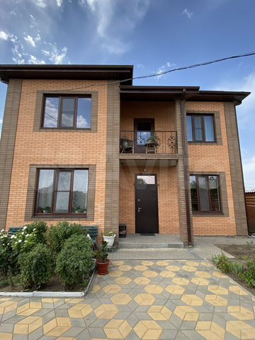 Дом 154 м² на участке 5 сот.