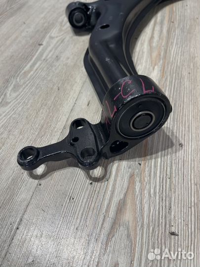 Рычаг подвески Nissan almera classic B10 Прав