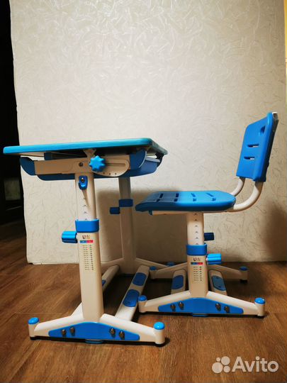 Растущая парта и стул