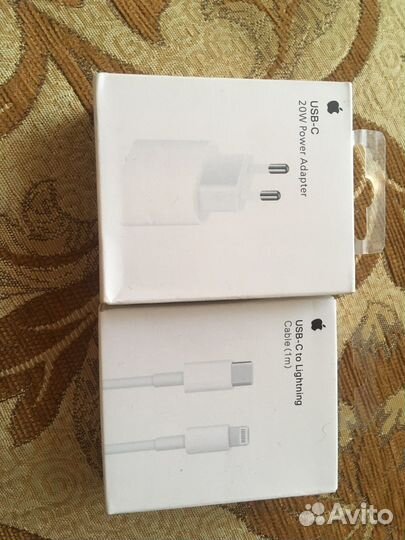 Зарядное устройство для iPhone
