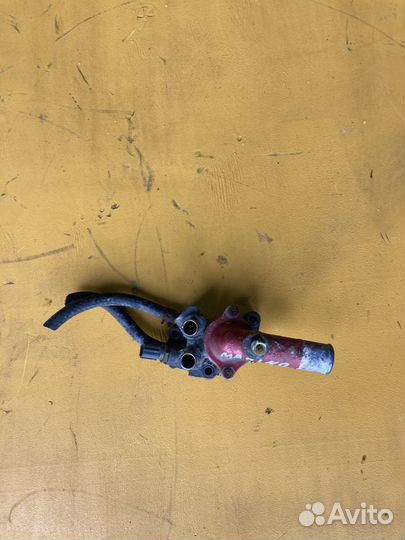 Корпус термостата для Toyota Sprinter Marino