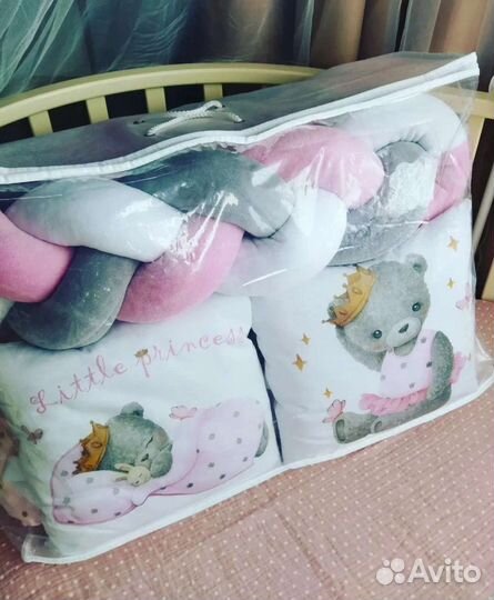 Бортики в детскую кроватку для девочки