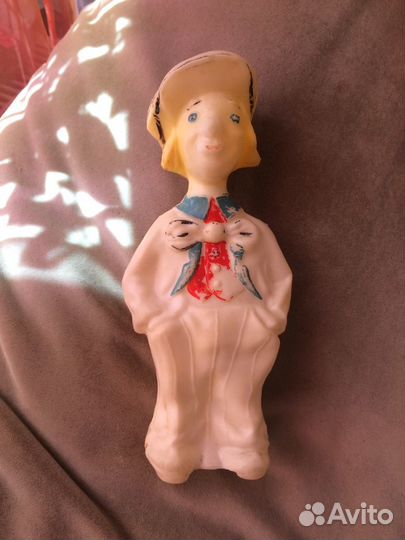 Игрушка Олег Попов пластик