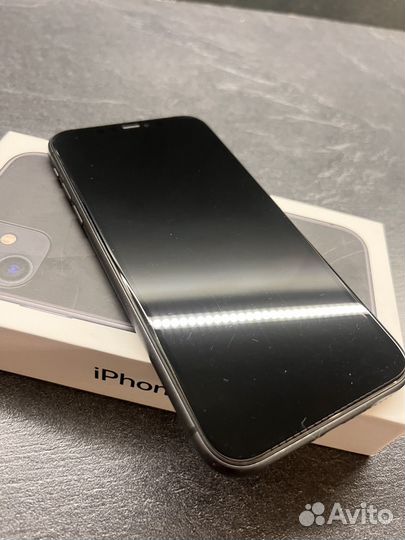 iPhone 11, 64 ГБ