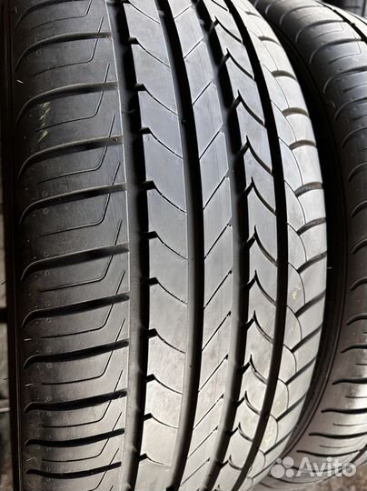 Goodyear EfficientGrip SUV 255/45 R20