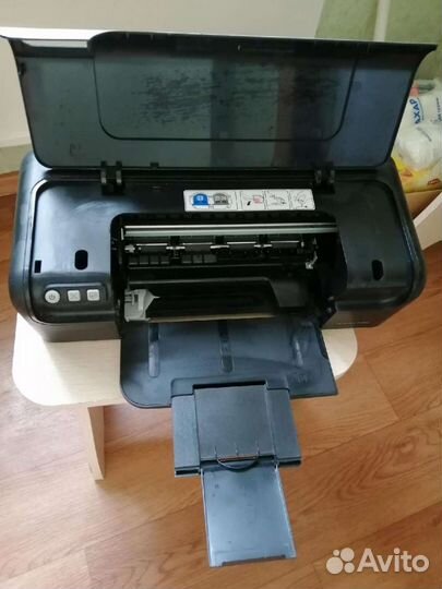 Принтер HP Deskjet D2460