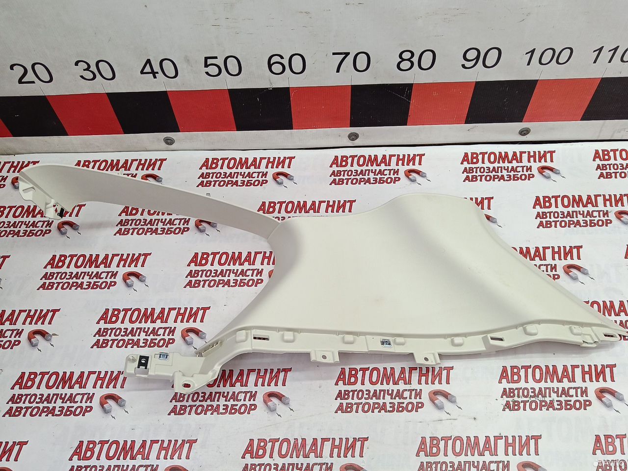 Обшивка стойки задняя правая Voyah Free