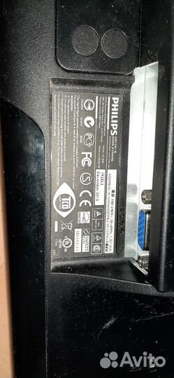Монитор Philips