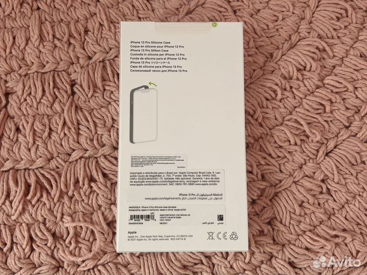 Чехол на iPhone 13 pro новый