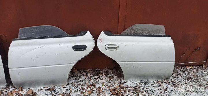 Subaru Impreza 1998г. Две задание одна передьняя