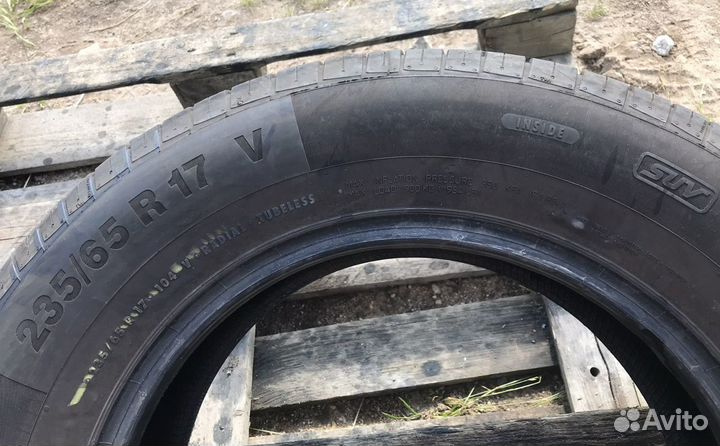 Continental ContiPremiumContact 5 SUV 235/65 R17 104V